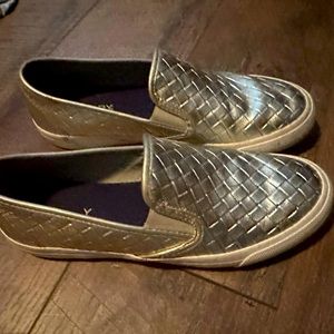 Sperry shoes, gold woren twice for only a few hours. I really need a 7.